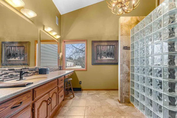 $750,000 | 6294 Highway 27, Wheaton, MN 56296