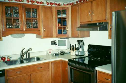 2559 Hunting Ridge Trail Bridgeville, PA 15017 - Photo 4 of 8 Gallery Image 4