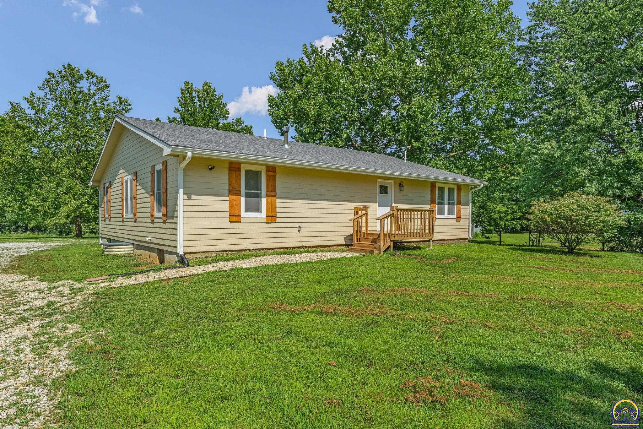 8011 Southeast Croco Road Berryton, KS 66409 - Photo 1 of 50