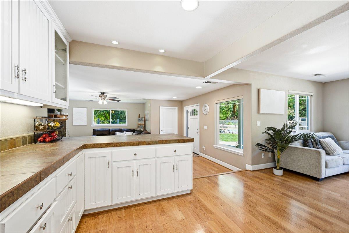 14240 Hollydale Road Grass Valley, CA 95945 - Photo 11 of 53