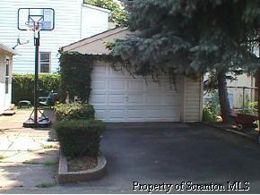 341 Foster Street Scranton, PA 18508 - Photo 2 of 6 Gallery Image 2