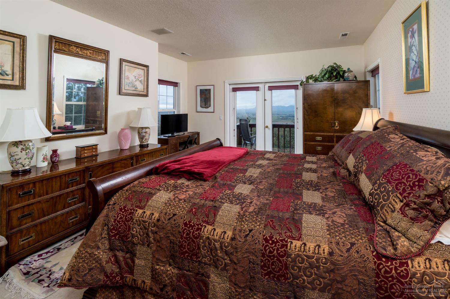 11267 Southwest Red Cloud Road Powell Butte, OR 97753 - Photo 11 of 25 Additional Photo