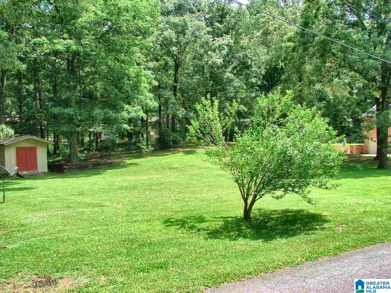 127 Cape Road Bessemer, AL 35023 - Photo 3 of 25