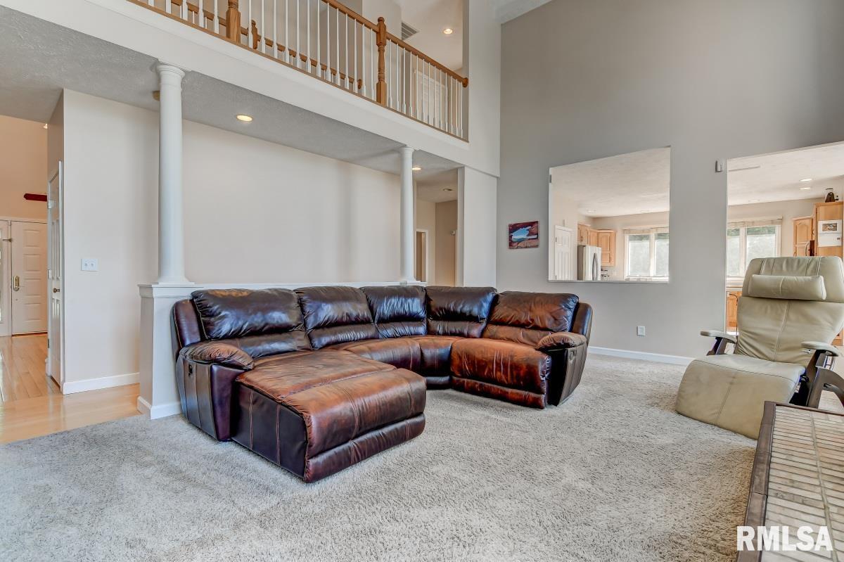 2904 Wildcat Court Springfield, IL 62711 - Photo 5 of 48 Gallery Image 5