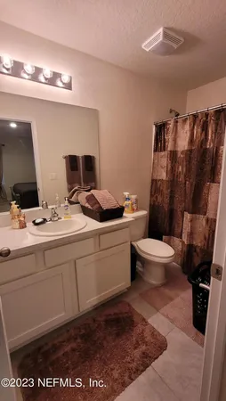 $1,550 | 915 Capitol Parkway, Jacksonville, FL 32218