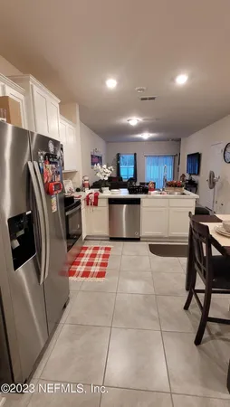 $1,550 | 915 Capitol Parkway, Jacksonville, FL 32218