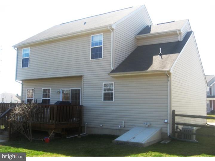 166 Wynnefield Road Bear, DE 19701 - Photo 4 of 25 Exterior Back