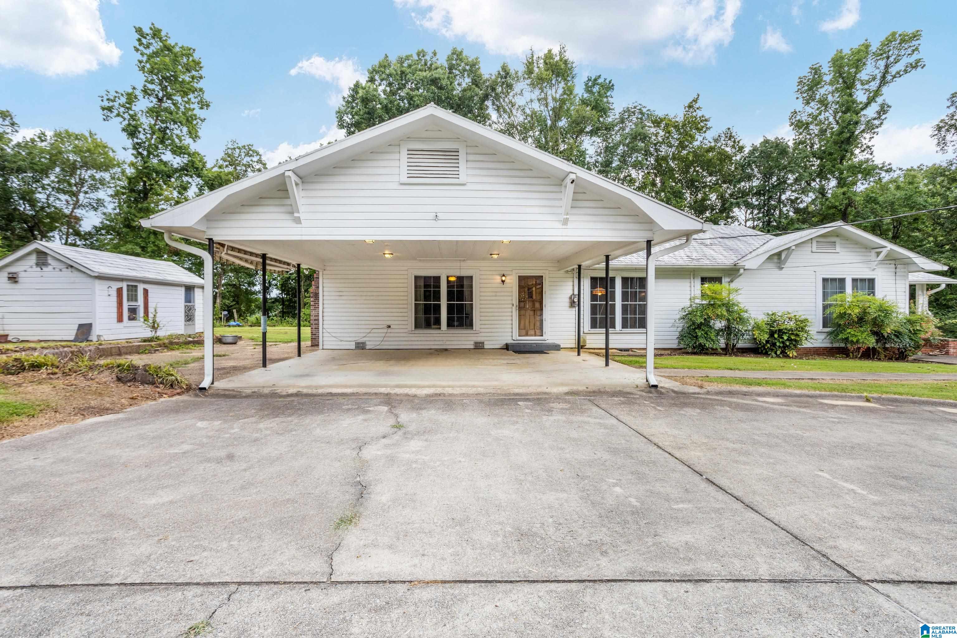 5053 Roselyn Road Bessemer, AL 35022 - Photo 2 of 60 Gallery Image 2