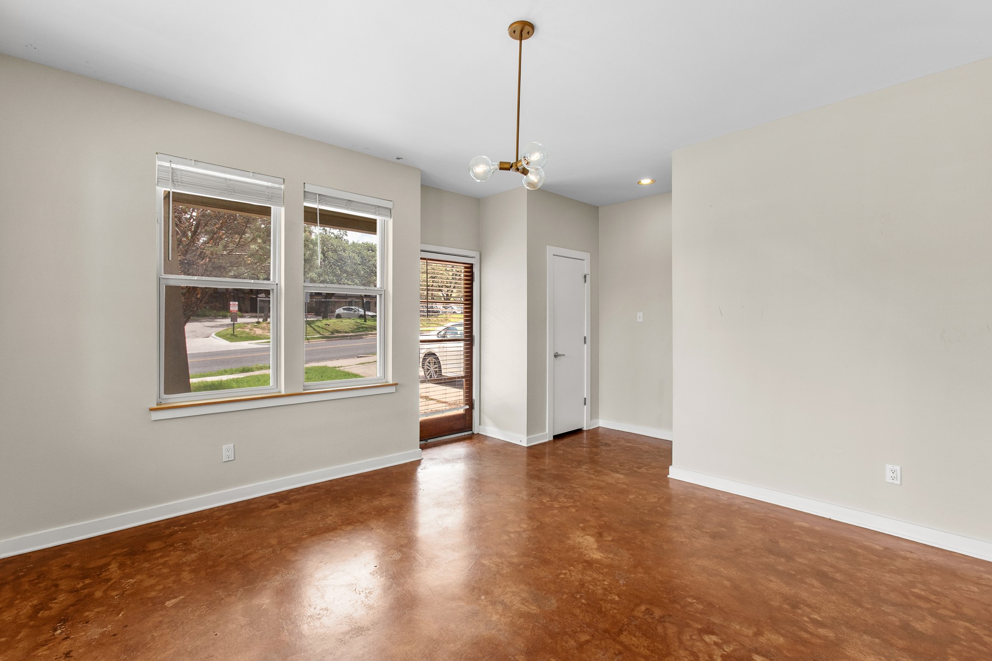 2314 South 5th Street Austin, TX 78704 - Photo 4 of 37