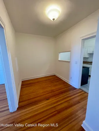 $1,900 | 707 Warren Street, Unit 2, Hudson, NY 12534