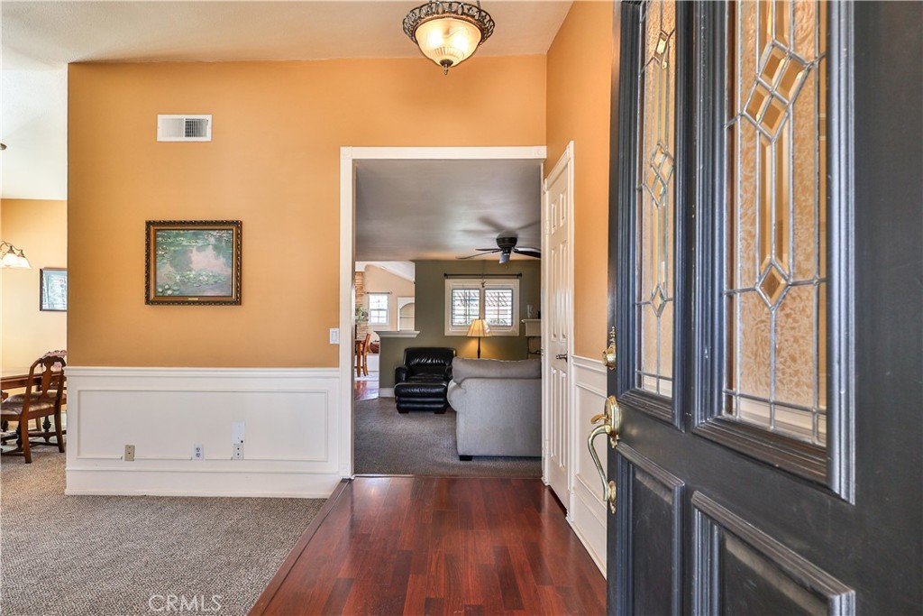 1535 Middleton Road San Dimas, CA 91773 - Photo 3 of 41