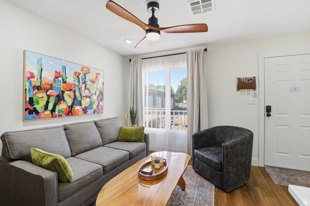860 South Village Road, Unit V7 St. George, UT 84770 - Photo 5 of 25