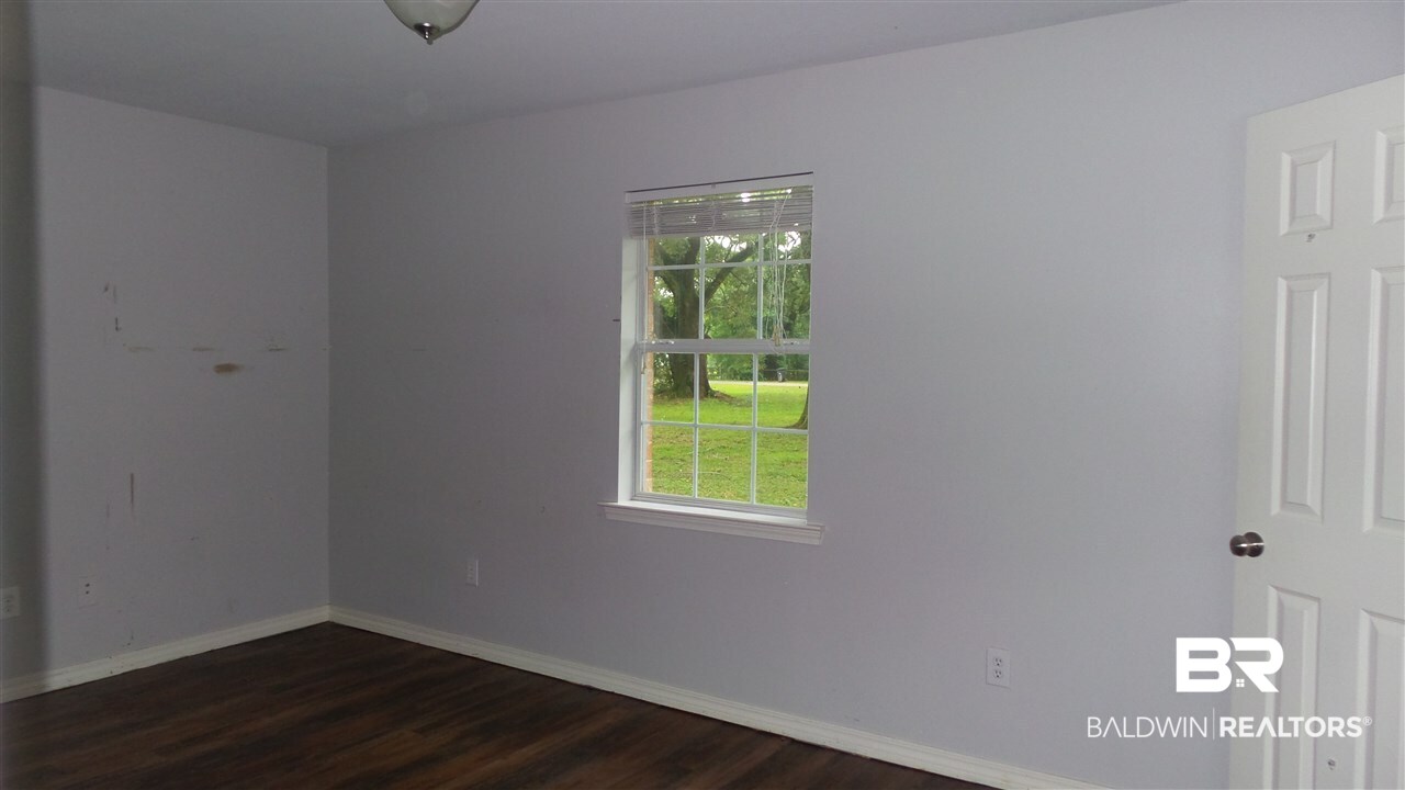 10050 Wells Road North Theodore, AL 36582 - Photo 7 of 12