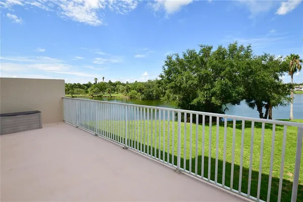 $3,000 | 6425 Shoreline Drive, Unit 10103, St. Petersburg, FL 33708