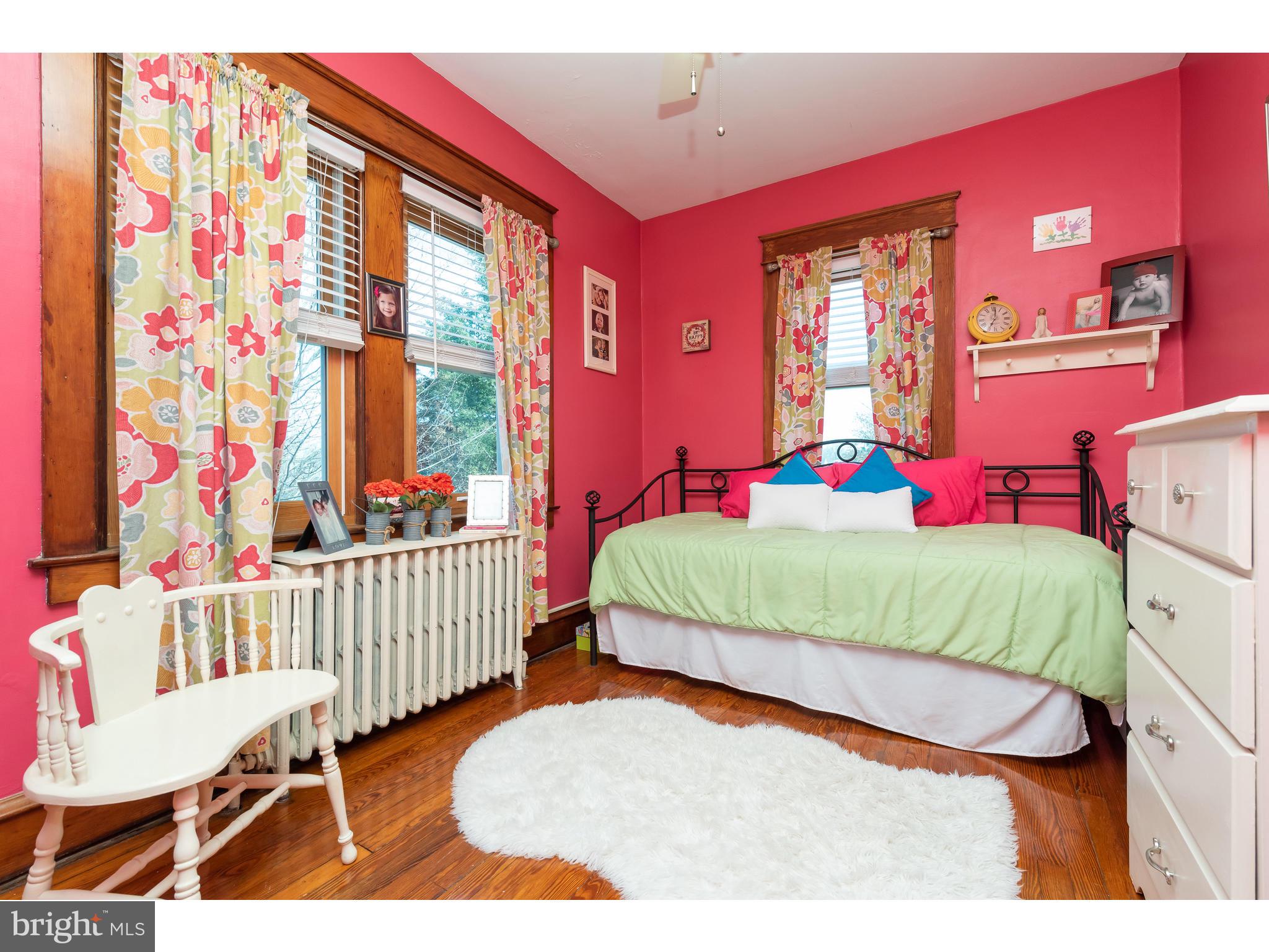 422 Fairview Road Woodlyn, PA 19094 - Photo 16 of 39 Bedroom