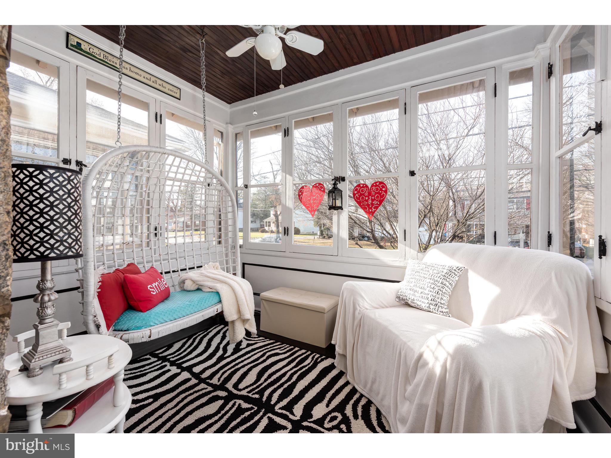 422 Fairview Road Woodlyn, PA 19094 - Photo 7 of 39 Sun Porch