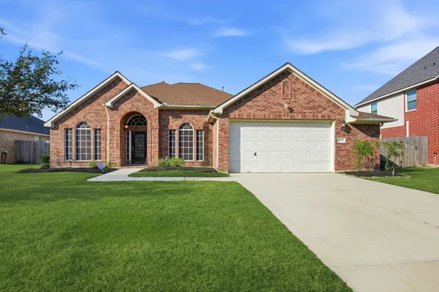 $2,900 | 18915 Rustling Ridge Drive, Tomball, TX 77377
