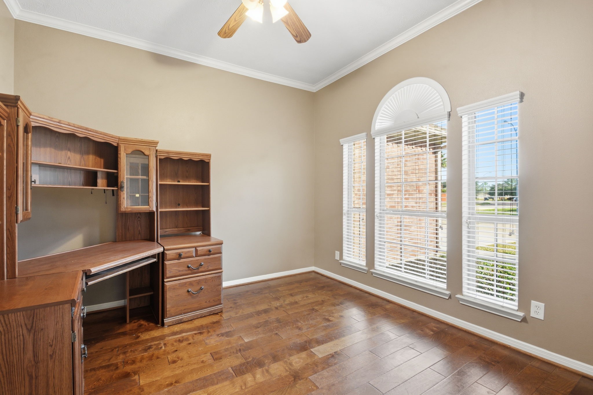 18915 Rustling Ridge Drive Tomball, TX 77377 - Photo 4 of 27