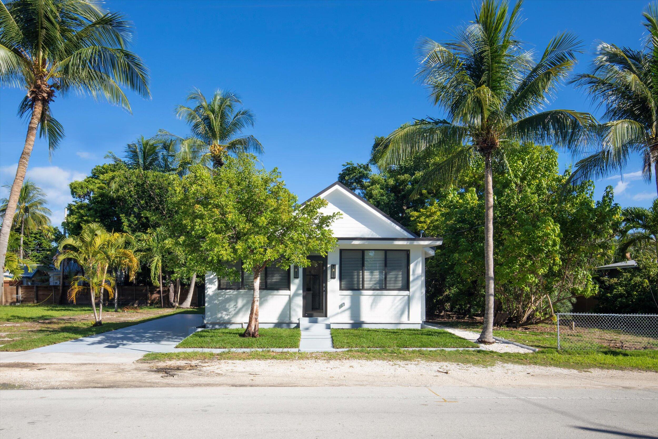 1718 United Street Key West, FL 33040 - Photo 2 of 43 02-002