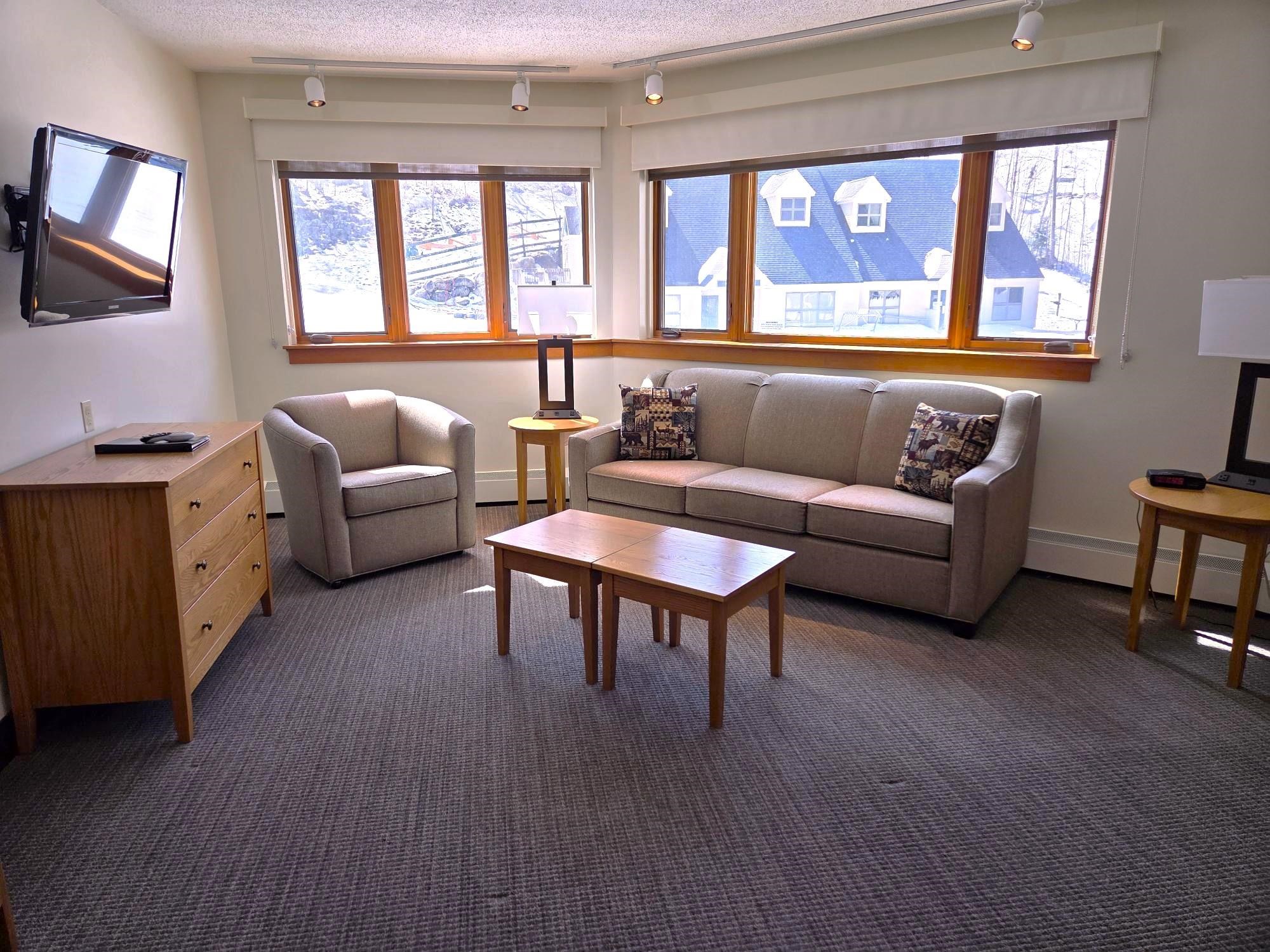 90 Loon Mountain Road, Unit 858D Lincoln, NH 03251 - Photo 4 of 28