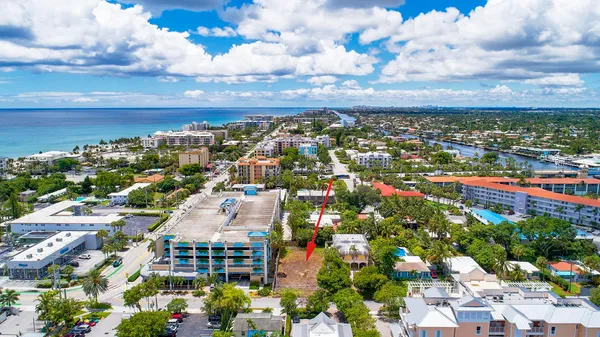 $999,950 | 1956 Northeast 2nd Street, Deerfield Beach, FL 33441