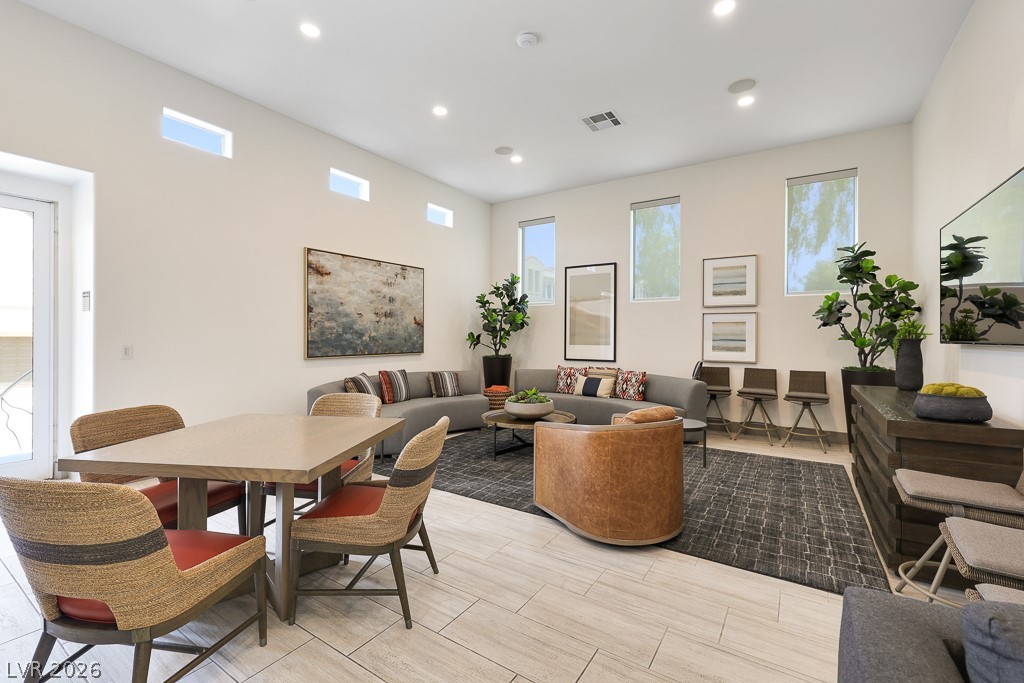 2555 Hampton Road, Unit 2208 Henderson, NV 89052 - Photo 38 of 45 Community Room with library.