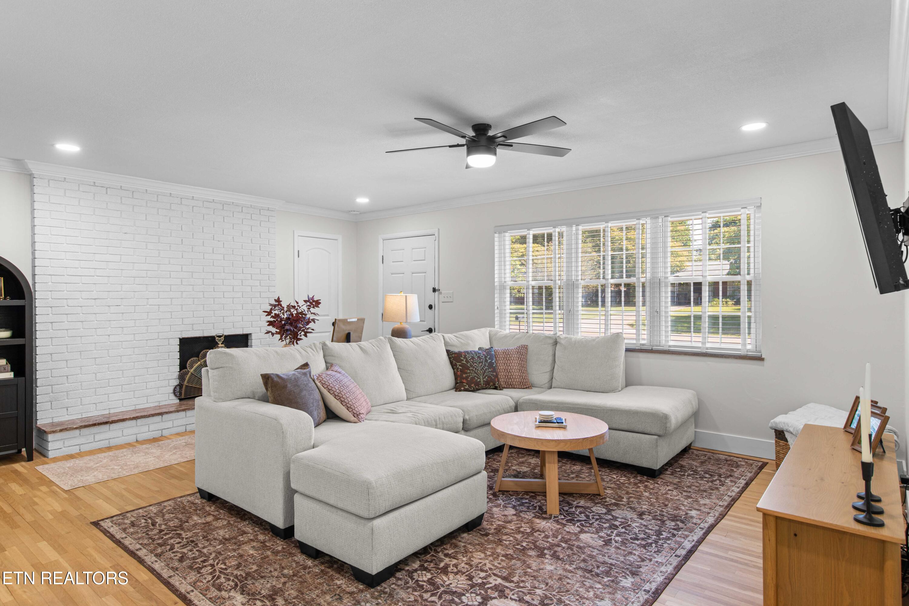 3105 Hazelwood Road Knoxville, TN 37921 - Photo 7 of 39 030A3459