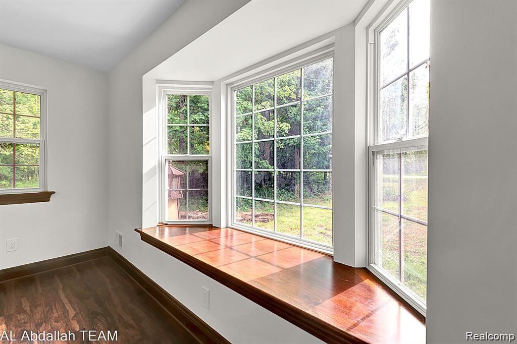 19316 Meridian Road Grosse Ile, MI 48138 - Photo 13 of 44 Gallery Image 13