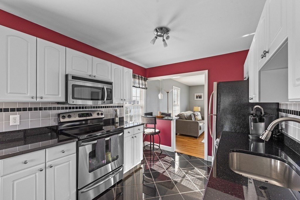 5 Settlers Way, Unit 5 Salem, MA 01970 - Photo 9 of 39