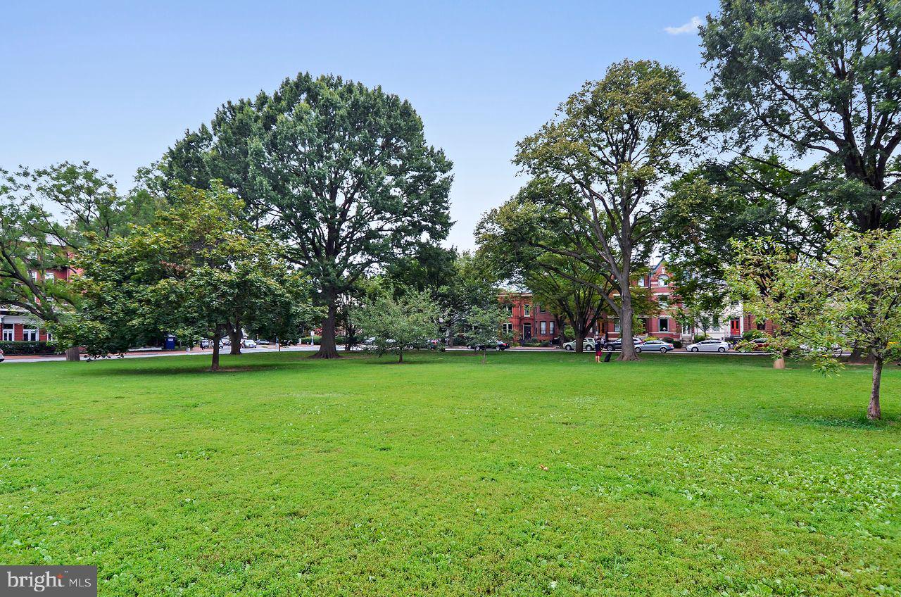 414 Seward Square Southeast, Unit 104 Washington, DC 20003 - Photo 29 of 33