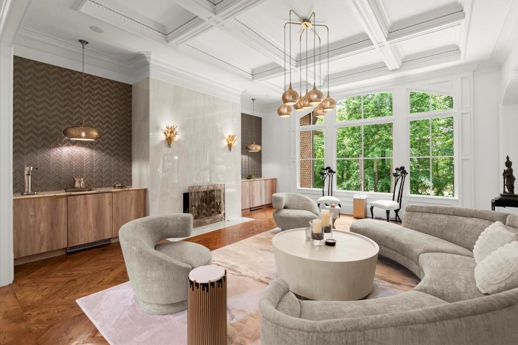 4874 Kettle River Point Suwanee, GA 30024 - Photo 10 of 44