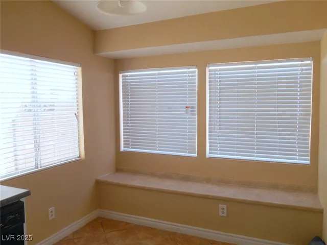 $1,500 | 1716 Crystal Chimes Drive, Las Vegas, NV 89106