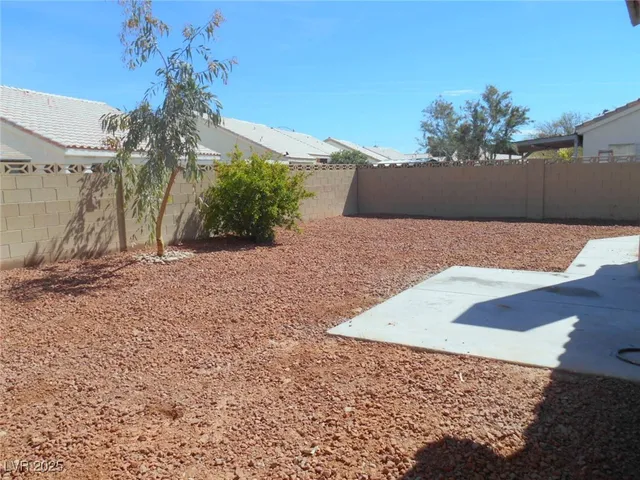 $1,500 | 1716 Crystal Chimes Drive, Las Vegas, NV 89106