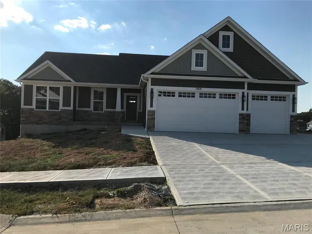 $499,900 | 1605 Sugar Creek Drive, Festus, MO 63028