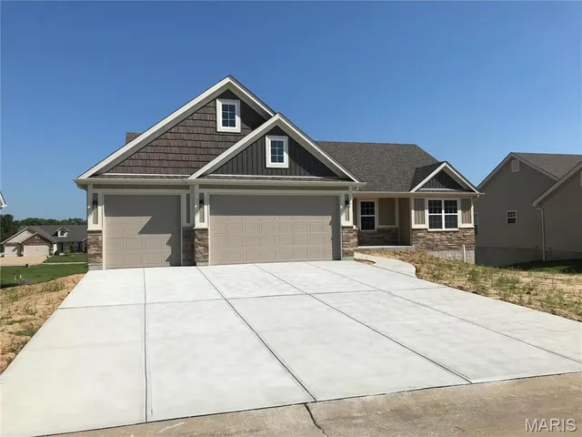 $499,900 | 1605 Sugar Creek Drive, Festus, MO 63028