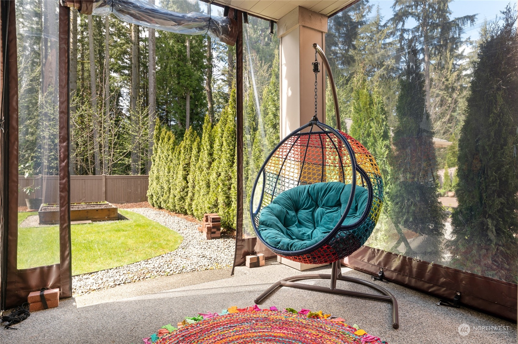 10719 Elliston Way Northeast Redmond, WA 98053 - Photo 13 of 39