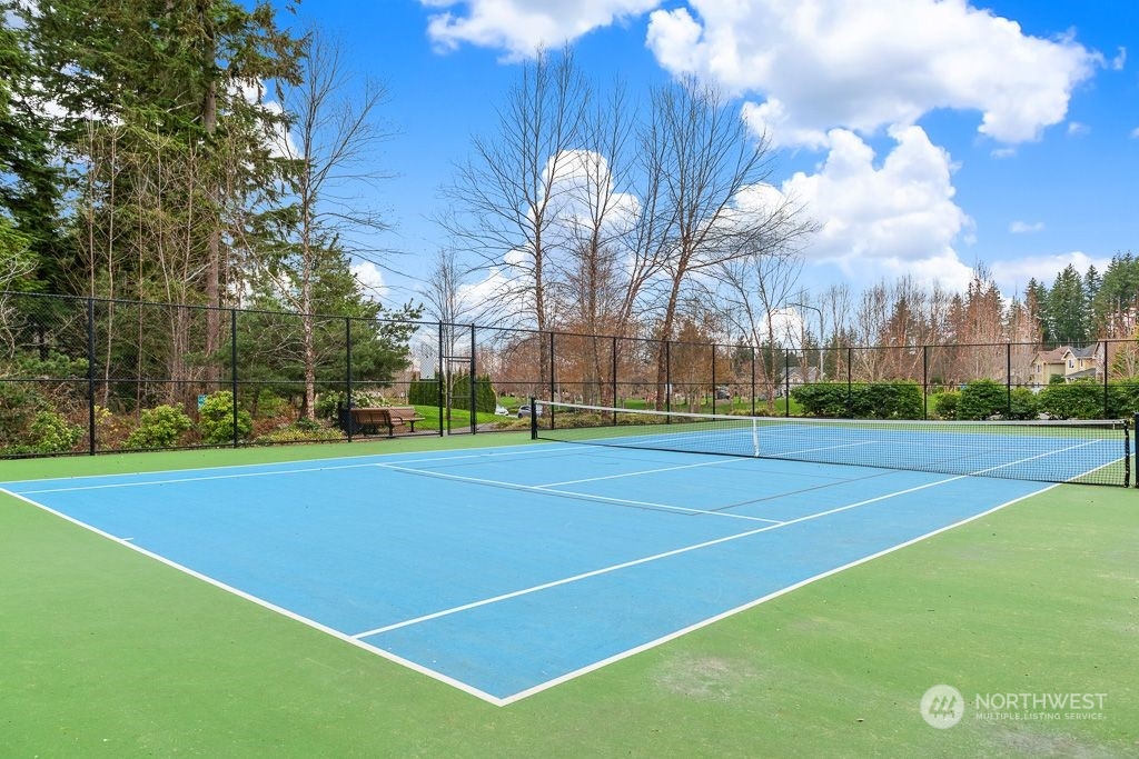 10719 Elliston Way Northeast Redmond, WA 98053 - Photo 37 of 39 a view of a tennis court