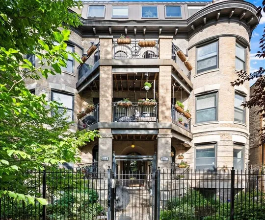 $449,900 | 5217 North Winthrop Avenue, Unit G, Chicago, IL 60640