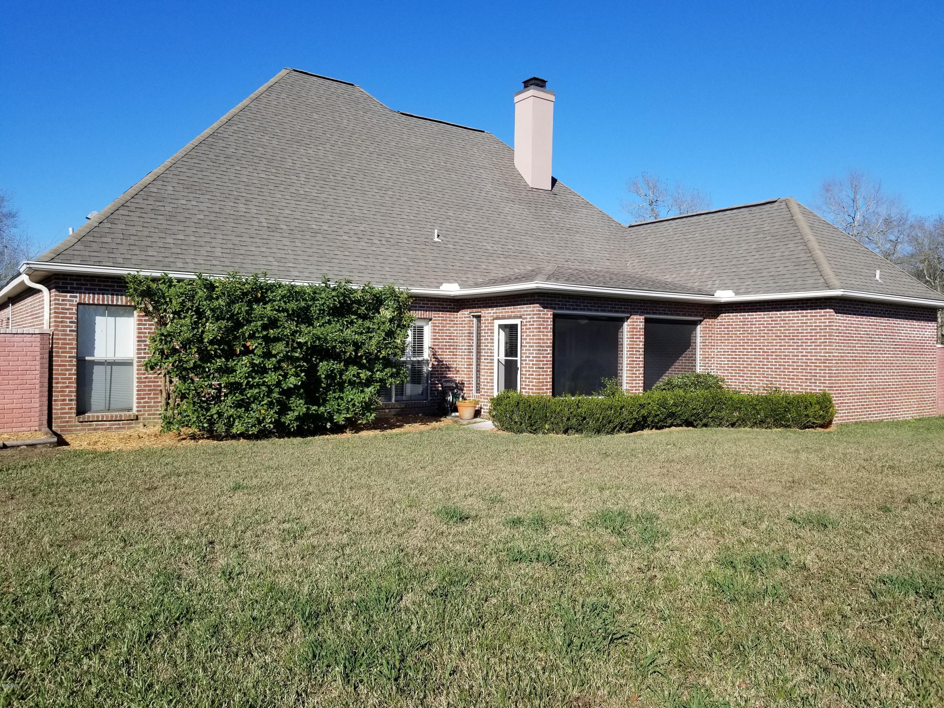 403 Hood Point Picayune, MS 39466 - Photo 23 of 24 Back Exterior