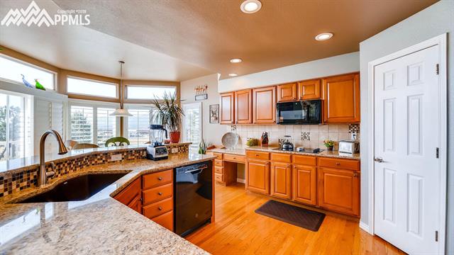 1325 Bowstring Road Monument, CO 80132 - Photo 9 of 36