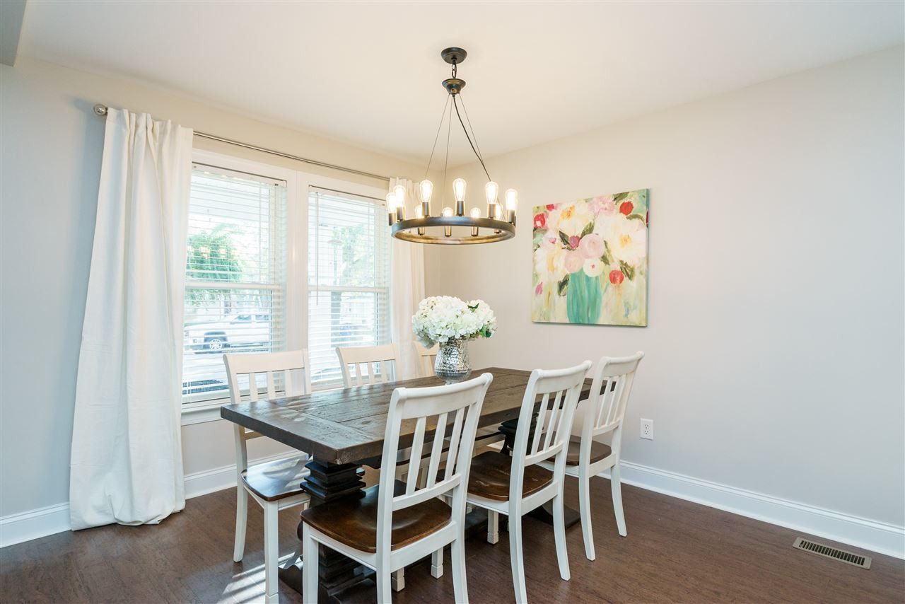 712 South East Street Raleigh, NC 27601 - Photo 7 of 25 Dining Room
