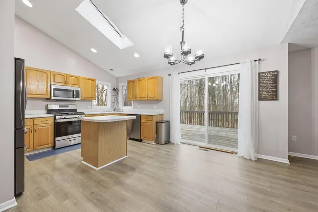 $425,000 | 4125 Thornapple Hills Drive, Middleville, MI 49333