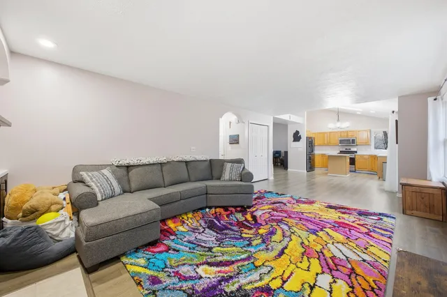 $425,000 | 4125 Thornapple Hills Drive, Middleville, MI 49333