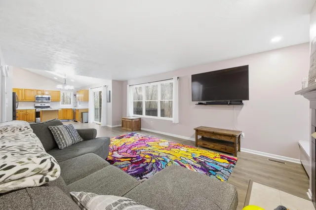 $425,000 | 4125 Thornapple Hills Drive, Middleville, MI 49333