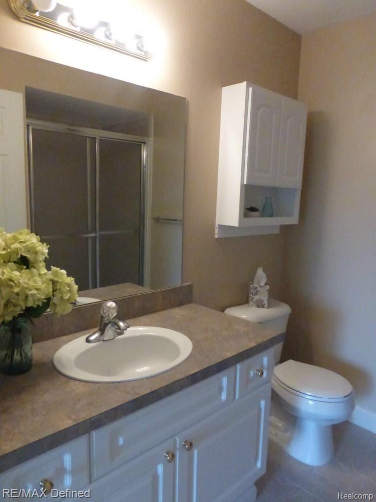 5351 Brookemonte Circle, Unit 321 Rochester, MI 48306 - Photo 10 of 21 2014-06-04 00.35