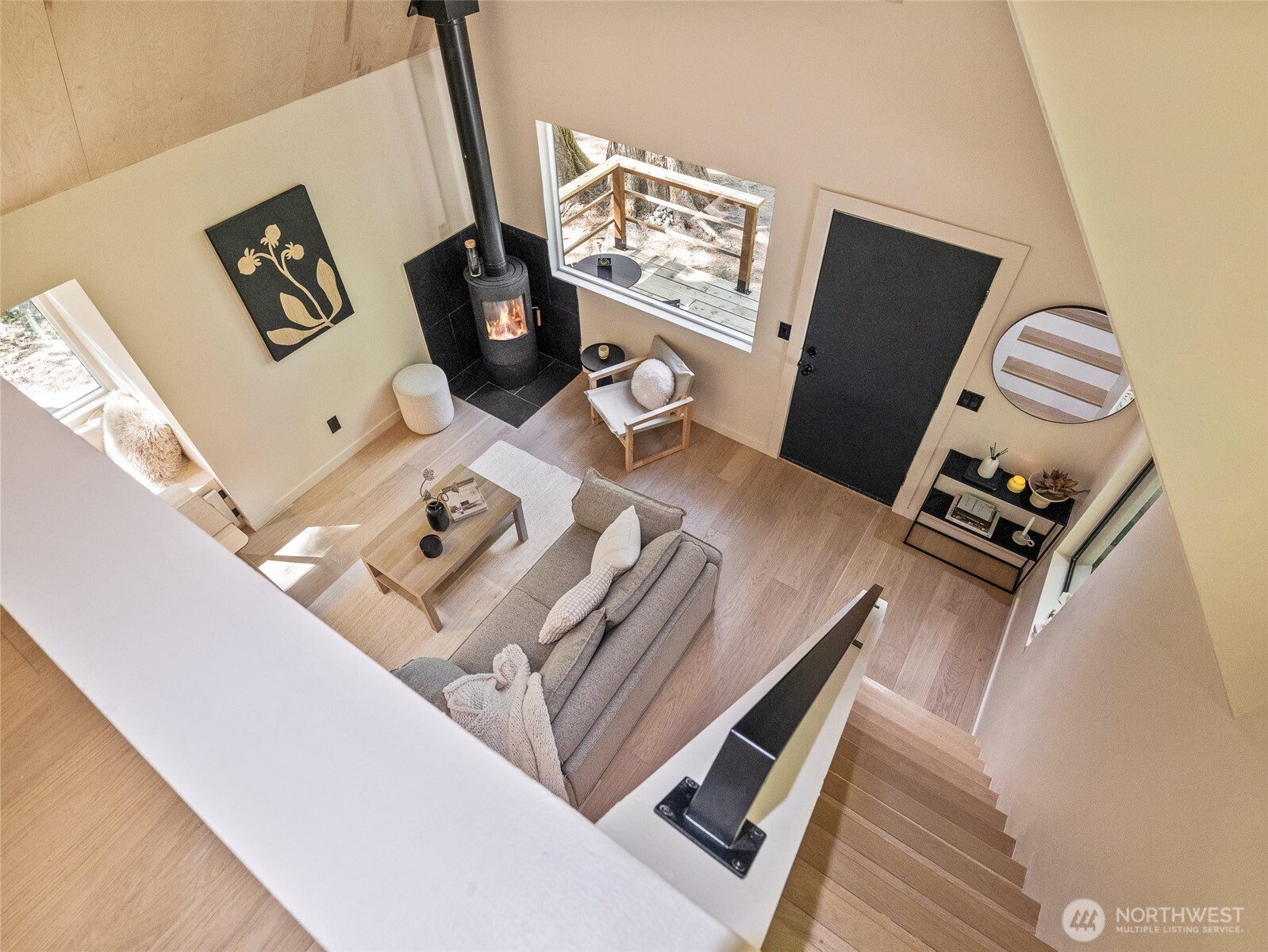 64258 Lookout Mtn Loop Marblemount, WA 98267 - Photo 11 of 40 a living room with furniture