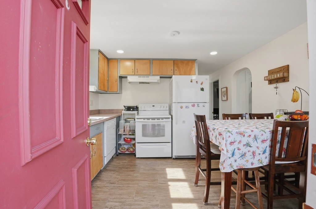 85 Russ Street Randolph, MA 02368 - Photo 6 of 21