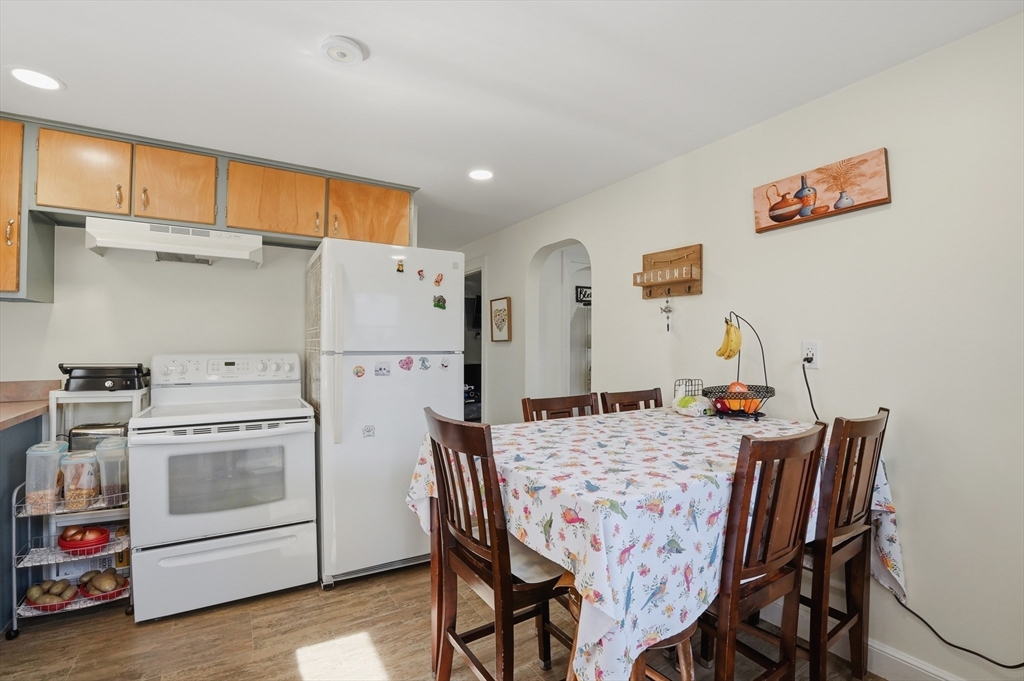 85 Russ Street Randolph, MA 02368 - Photo 7 of 21