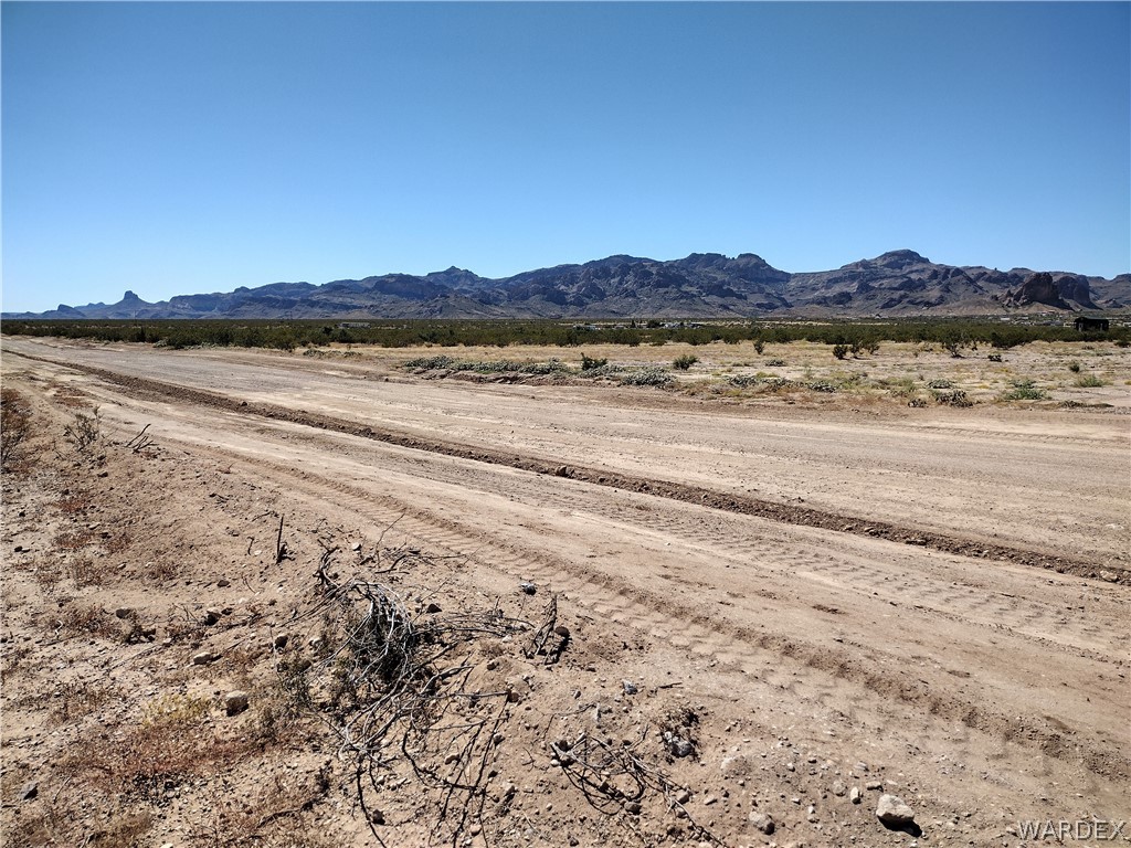 - South Jade Road Golden Valley, AZ 86413 - Photo 4 of 6 a view of an ocean and beach