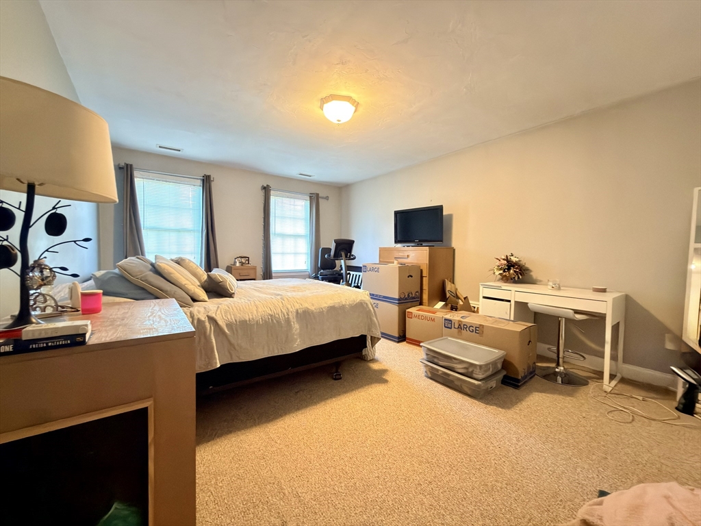 215 Main Street Sturbridge, MA 01566 - Photo 29 of 34